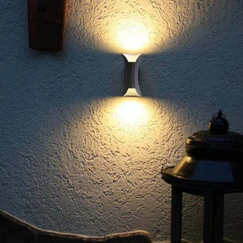 Noxel Curved Outdoor Wall Mounted Led Lamp - Neutral Decor